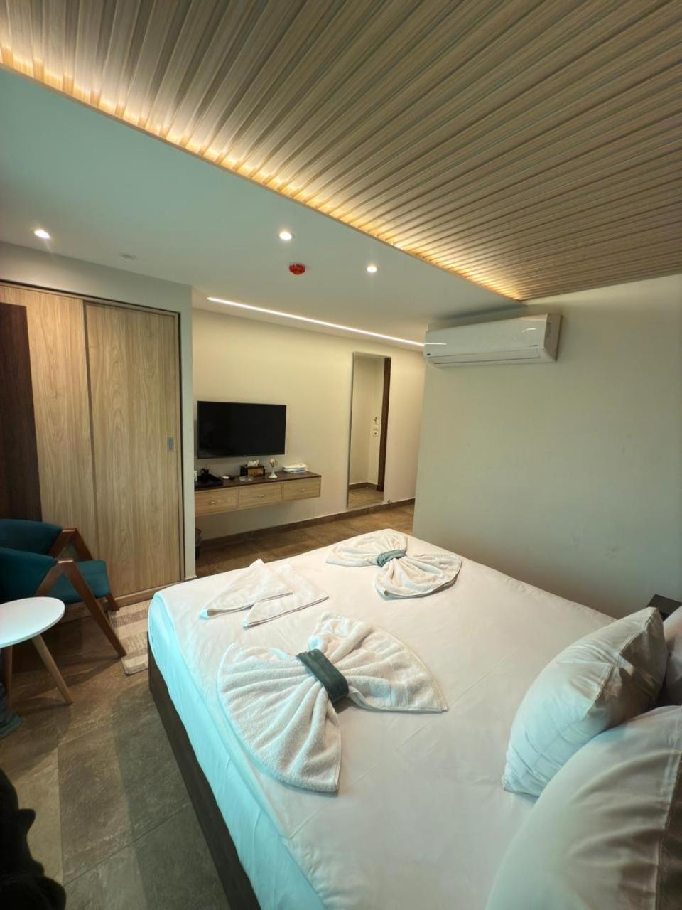 Blue Pyramids Eyes Hotel Al Kawm al Akhdar Екстериор снимка